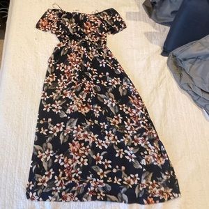 Off shoulder maxi dress